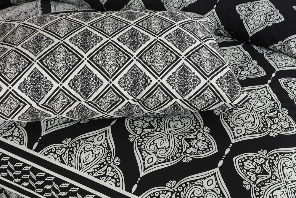 Black Leaves Bedsheet Set 3 Pcs BS#111 (Premium)