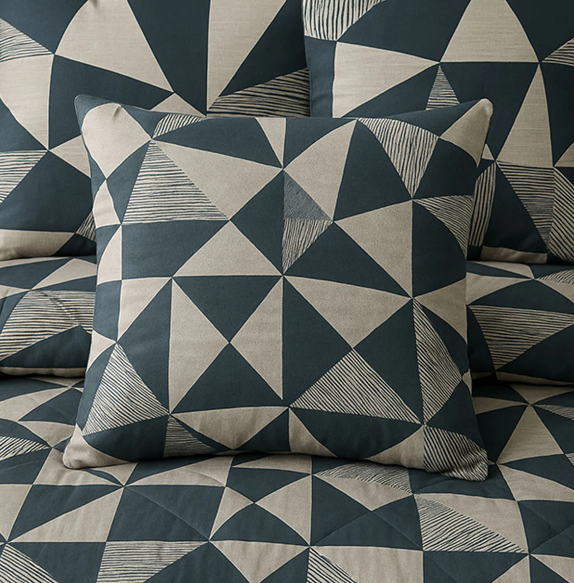 DAVID WARNER  7-PCS  KING SIZE COMFERTER SET  CS#22223