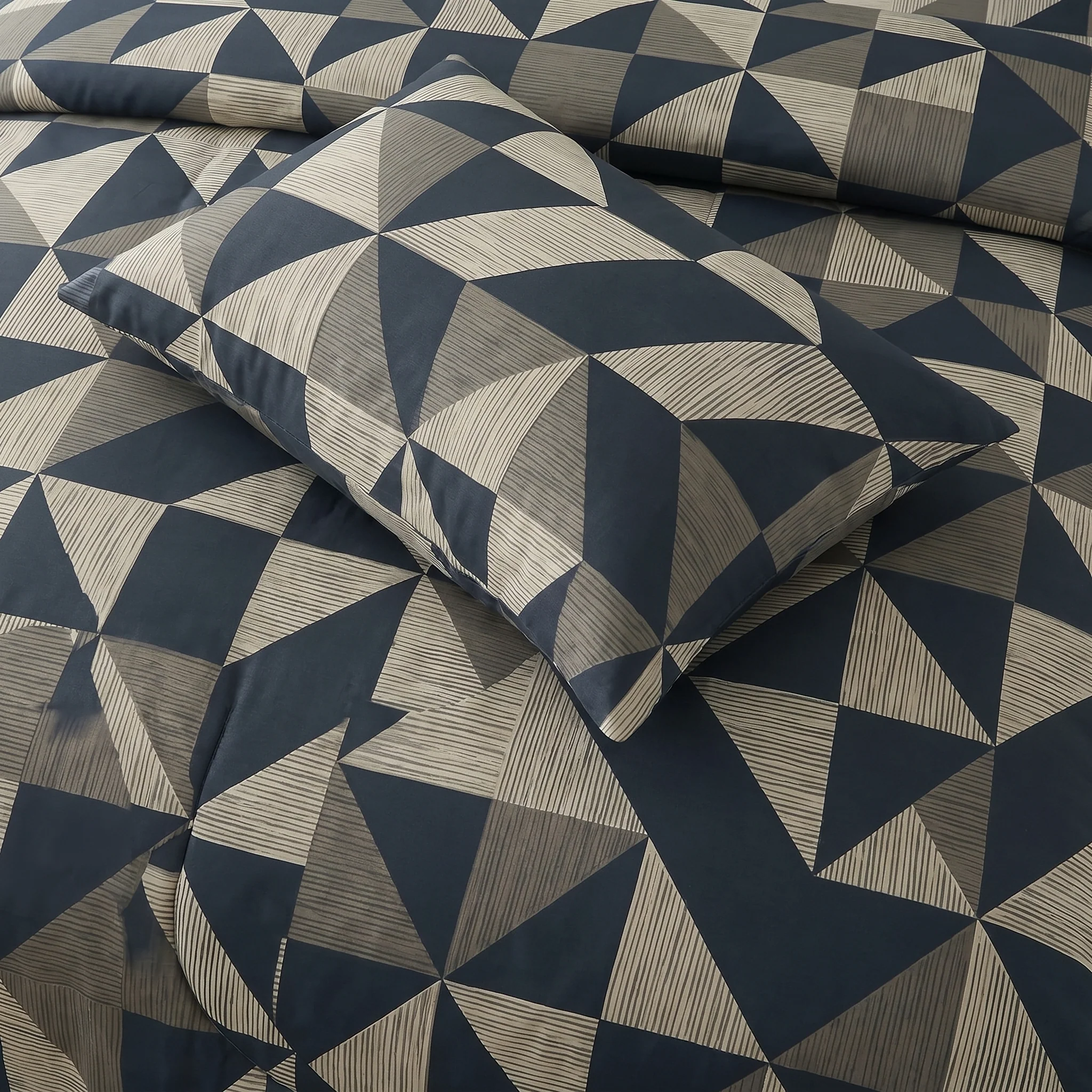 DAVID WARNER Bedsheet Set 3 Pcs BS#170 (Premium)